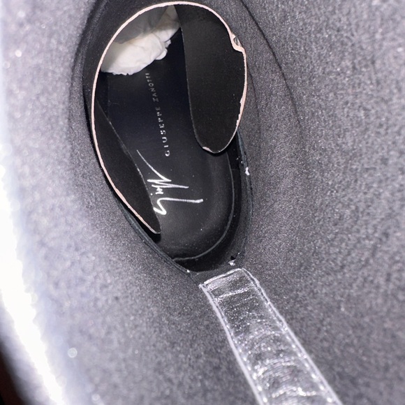 NEW - GIUSEPPE ZANOTTI new size 37.5 colour - silver - light and comfortable - Picture 7 of 14